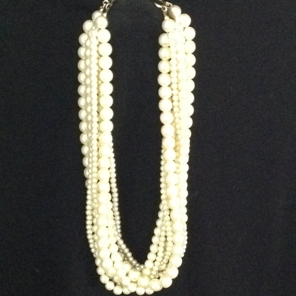 Faux pearl strands necklace